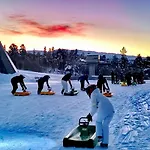 In Out Family Cabin, 12 Beds, 4br, 2 Bath, 2 Wc, Sauna, Wifi, Wash Dryer, Free Parking, Vestlia Prime, Easy Train Or Car, Oslo, Bergen, Walk To * Geilo