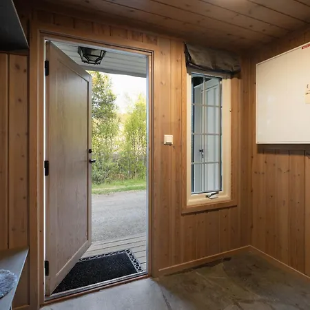 And Bike In Out Family Vestlia, 4br, 2bath, 2wc, Sauna, Free Wifi & Parking, Sommerpark & Beach, Walk To Shops & Train Oslo Bergen *