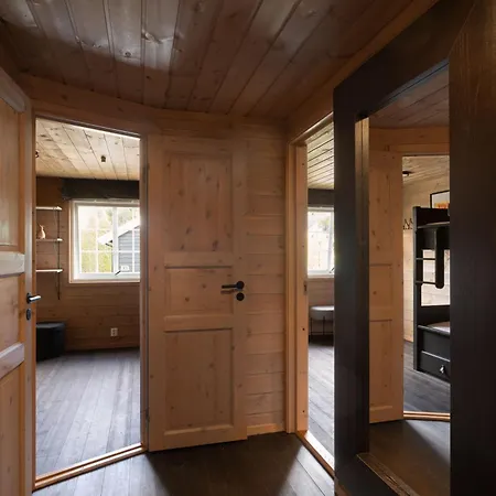 4-bedroom Ski-in Family At Geilolia Hyttetun *