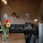 In Out Family Cabin, 12 Beds, 4br, 2 Bath, 2 Wc, Sauna, Wifi, Wash Dryer, Free Parking, Vestlia Prime, Easy Train Or Car, Oslo, Bergen, Walk To * Geilo
